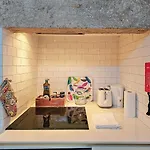 Apartmán Ground Floor With Private Patio And Ac *