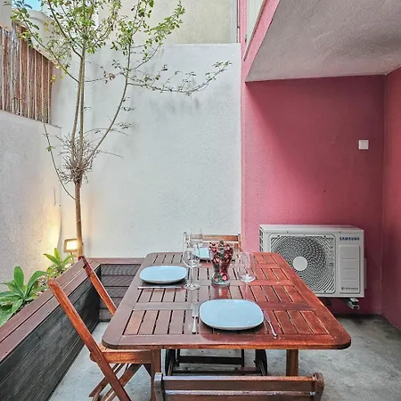 Ground Floor With Private Patio And Ac * Lisbon