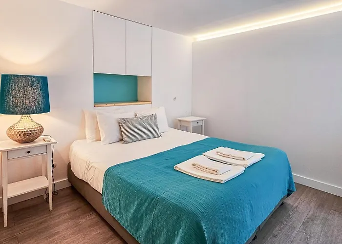 Ground Floor With Private Patio And Ac Apartment