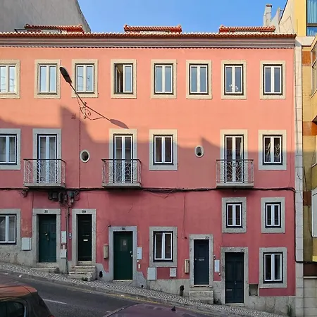 Ground Floor With Private Patio And Ac Lägenhet *